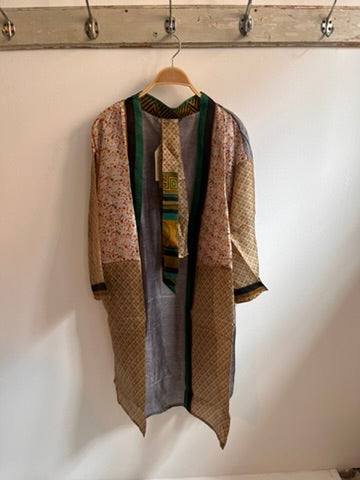 Kimono 779