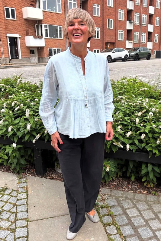 Paula Shirt - Light Blue