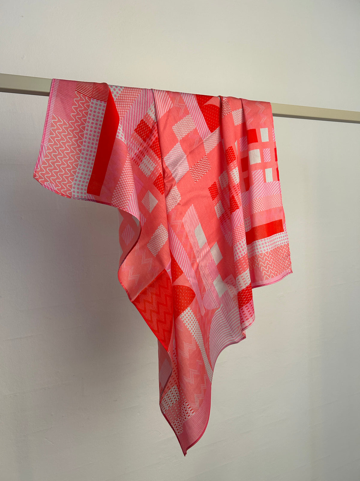 Scarf 70x70 cm no. 5414