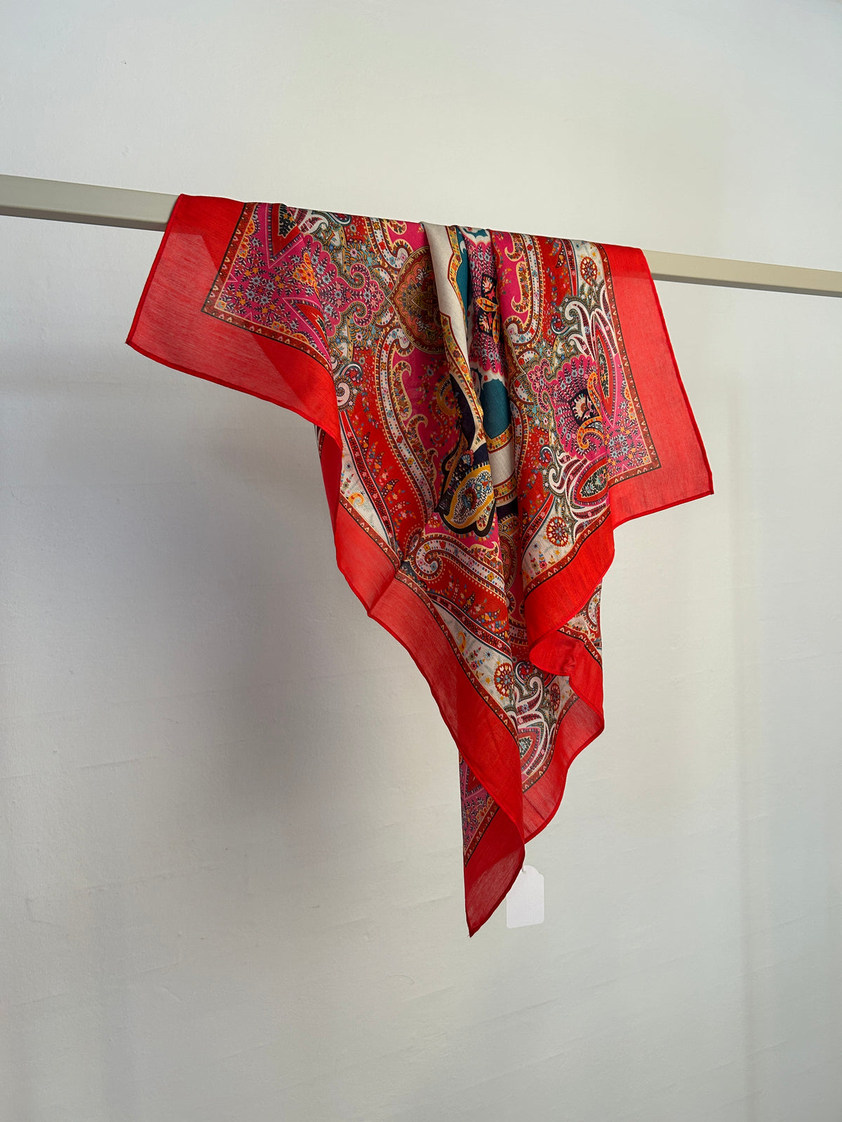 Scarf 70x70 cm no. 5422