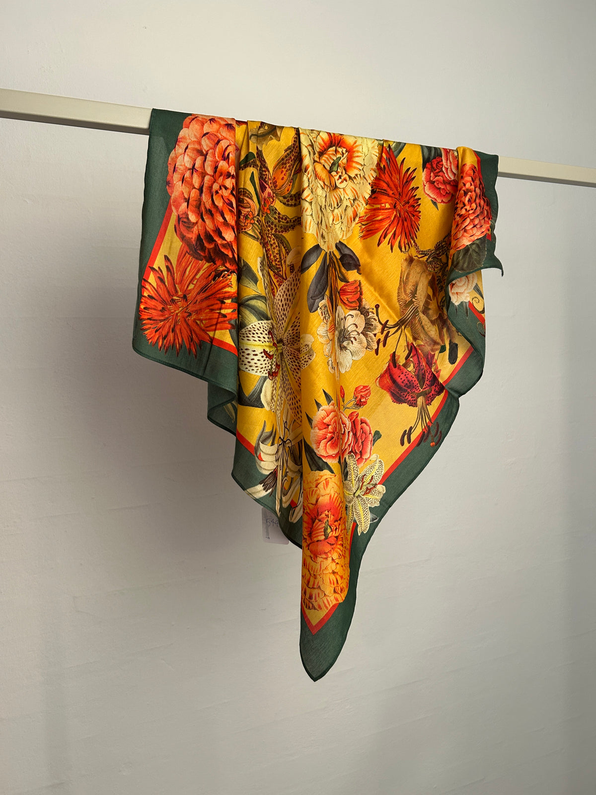 Scarf 70x70 cm no. 5440