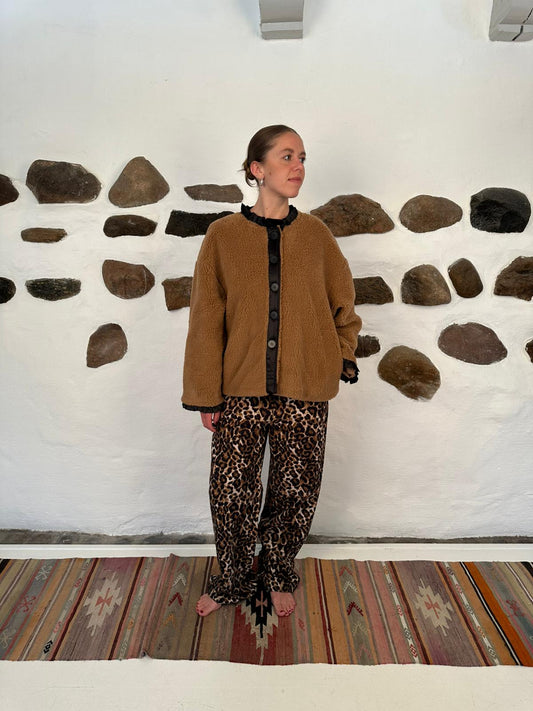 Frida fleece - Camel with black piping