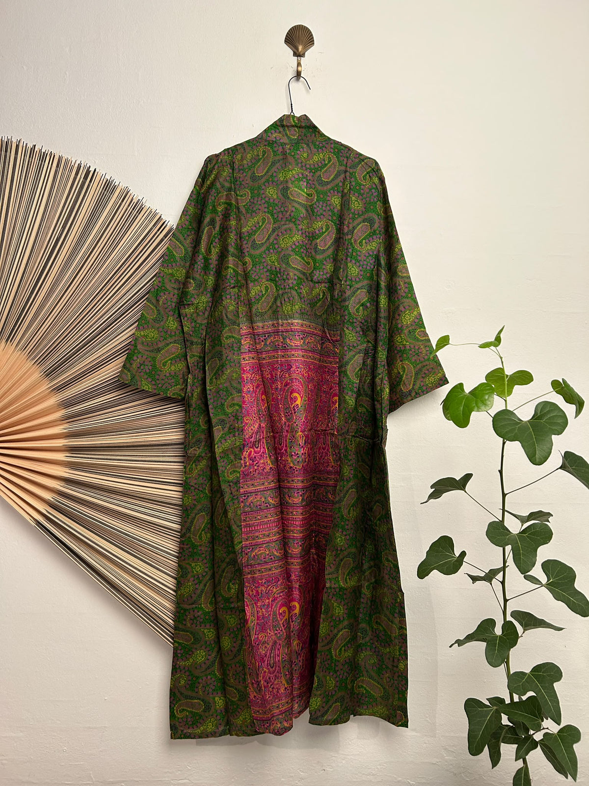 Queen Dress - L/XL 5706