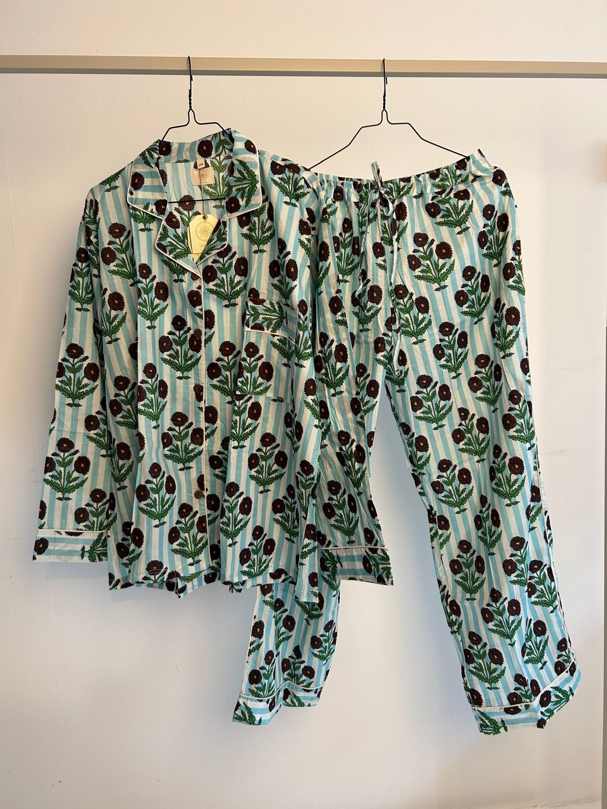 Pyjamas one size no. 5196