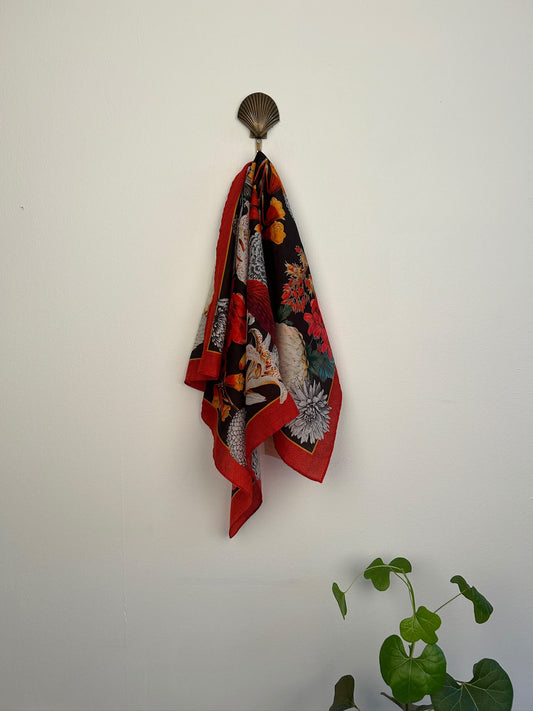 Scarf 70x70 cm no. 6053