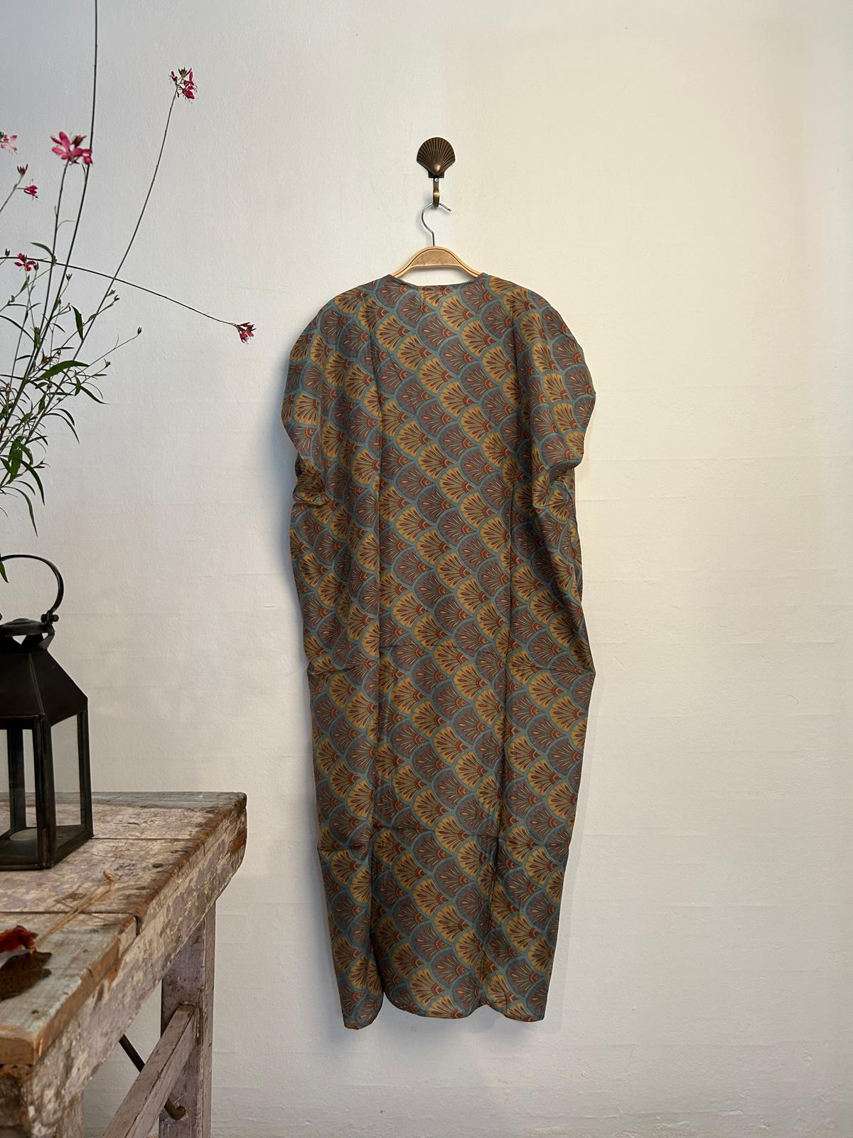 K19 Kaftan SS, Silke