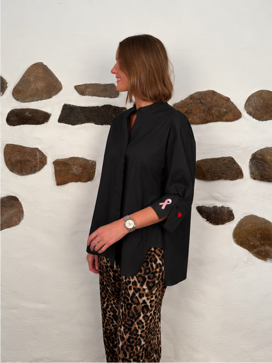 Luna shirt We care about you - Black