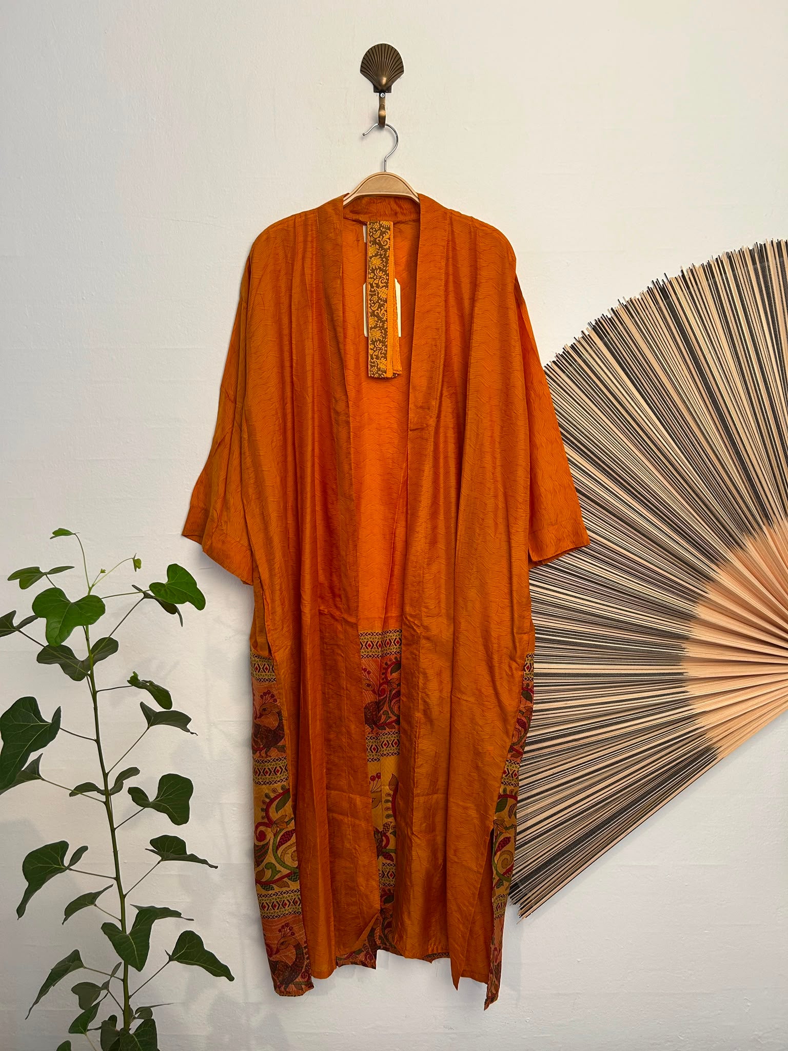 107 Kimono silk long – bagside