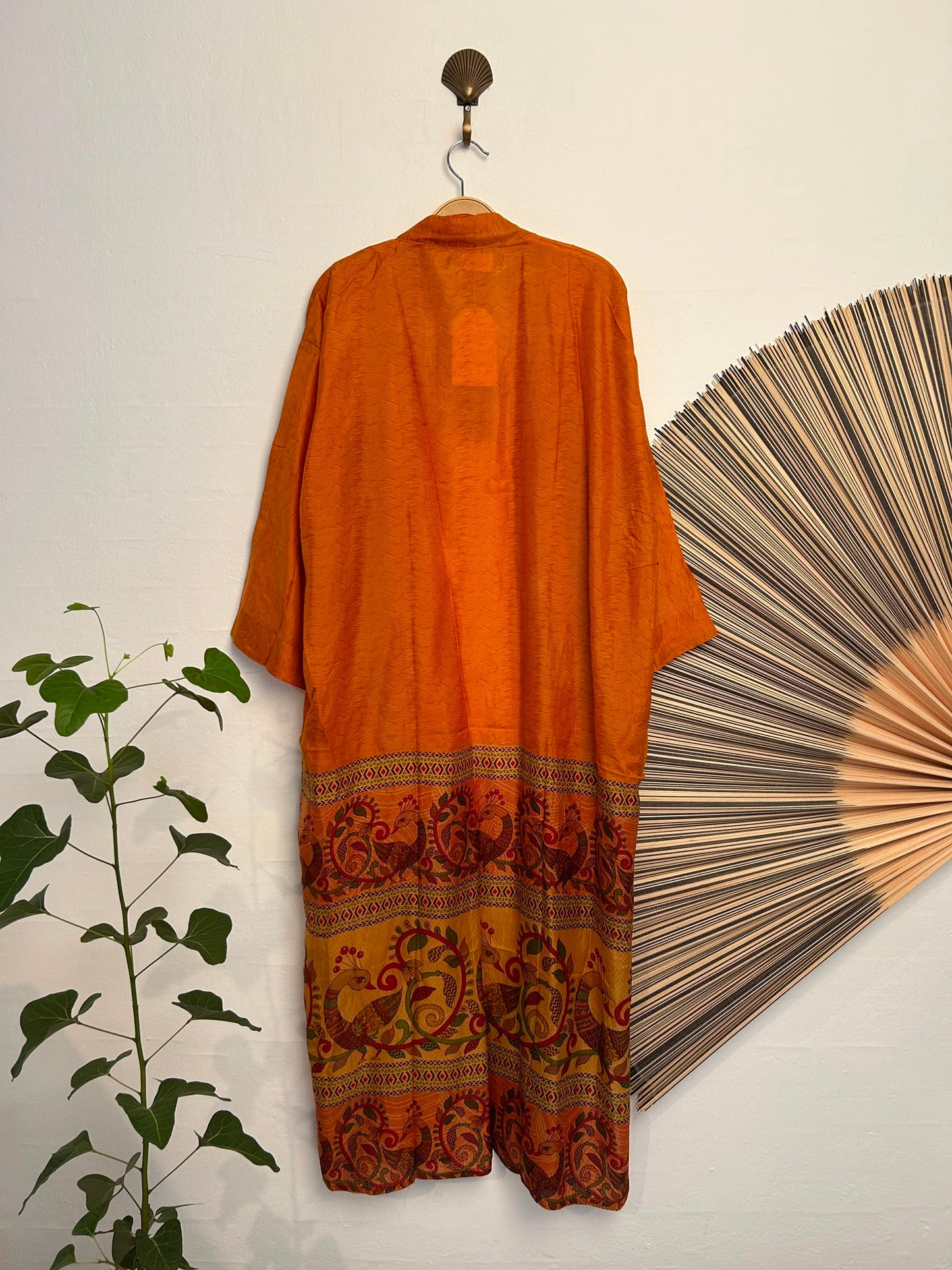 107 Kimono silk long – forside