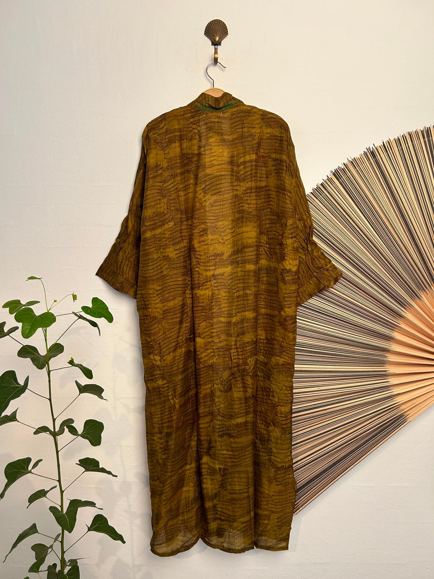 109 Kimono silk long – bagside