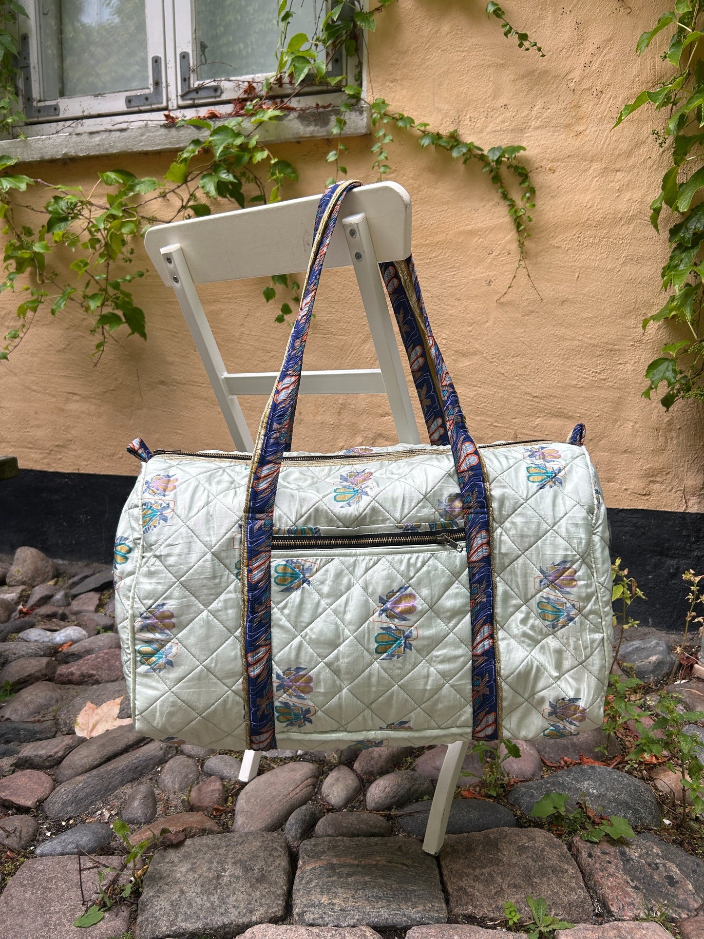 Weekendbag 237 back