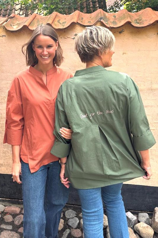 Luna Shirt Shoot For The Stars - Olive Green