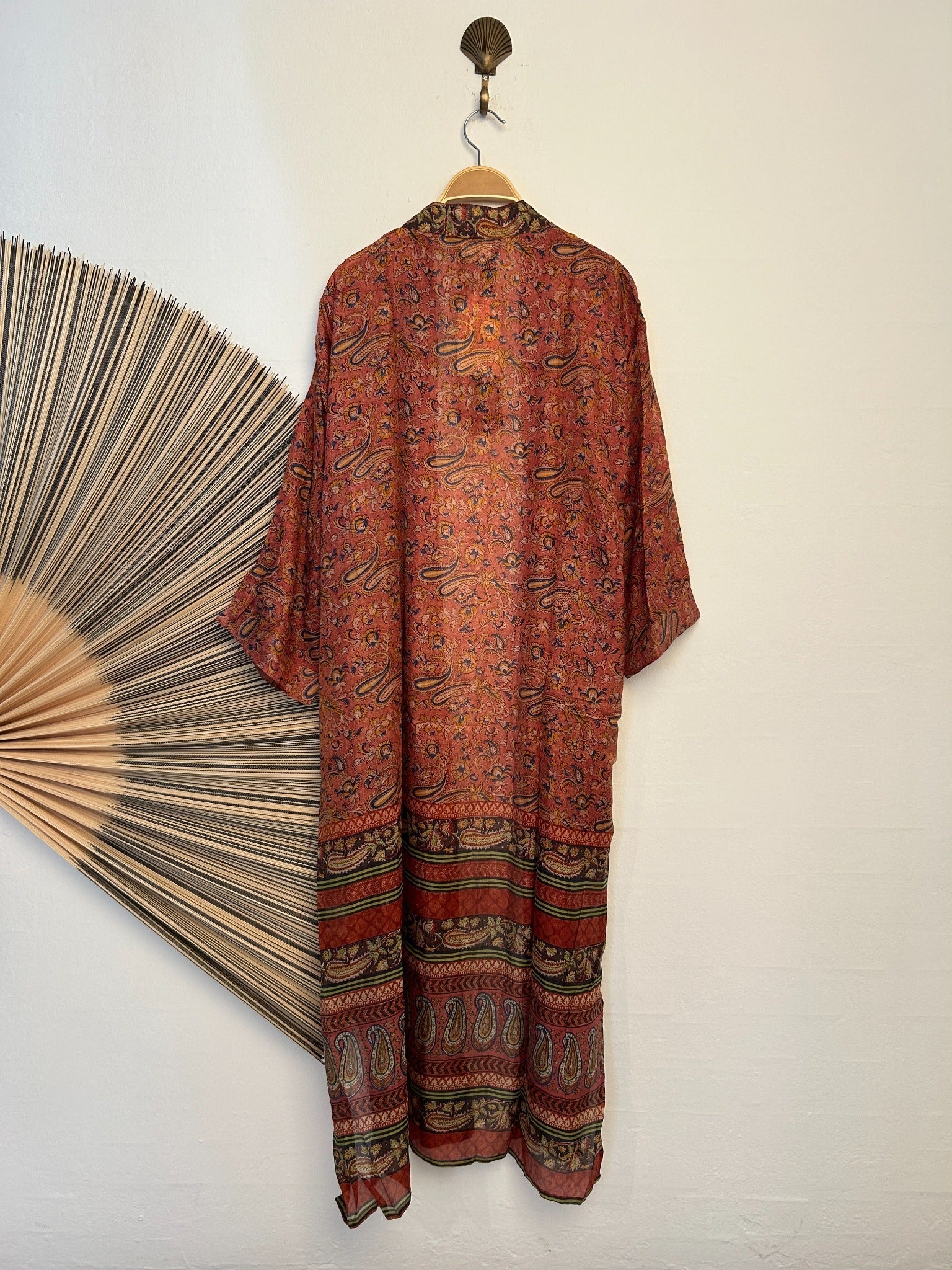 76 Kimono silk long – bagside