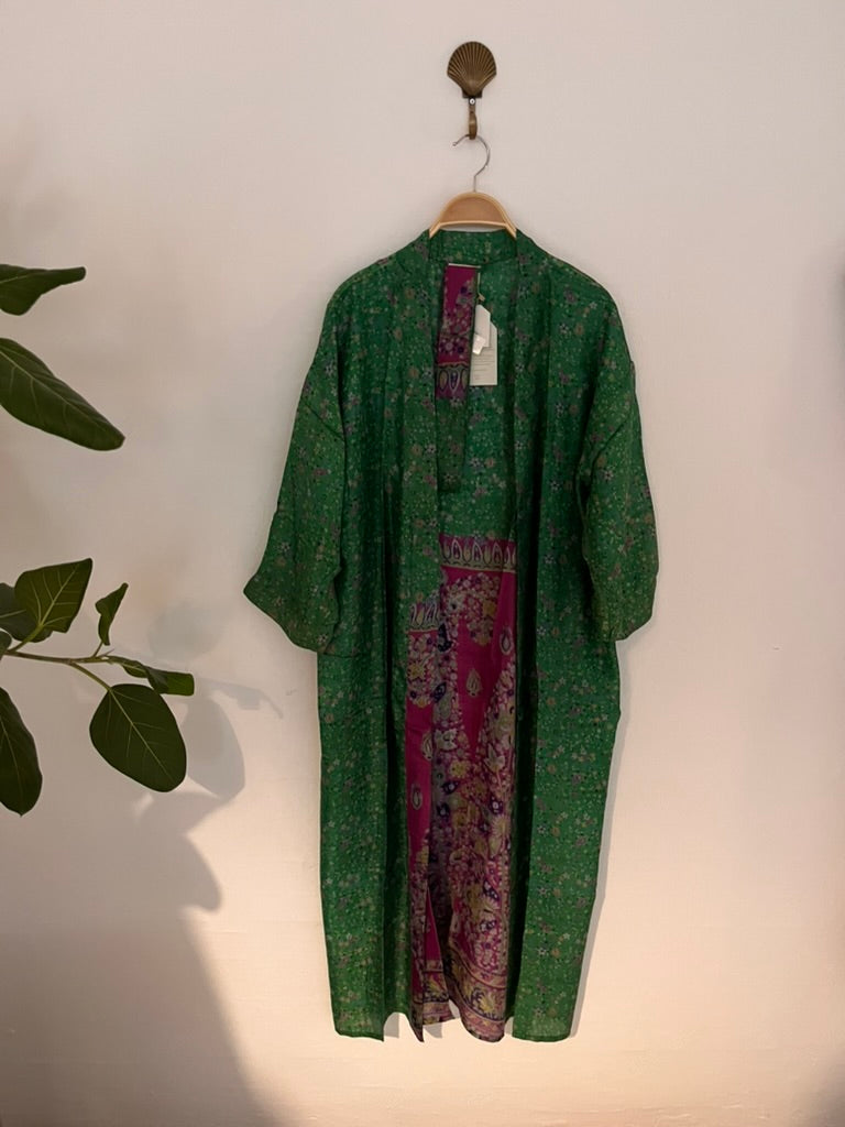 Kimono 438