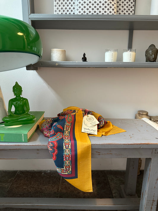 Club Scarf