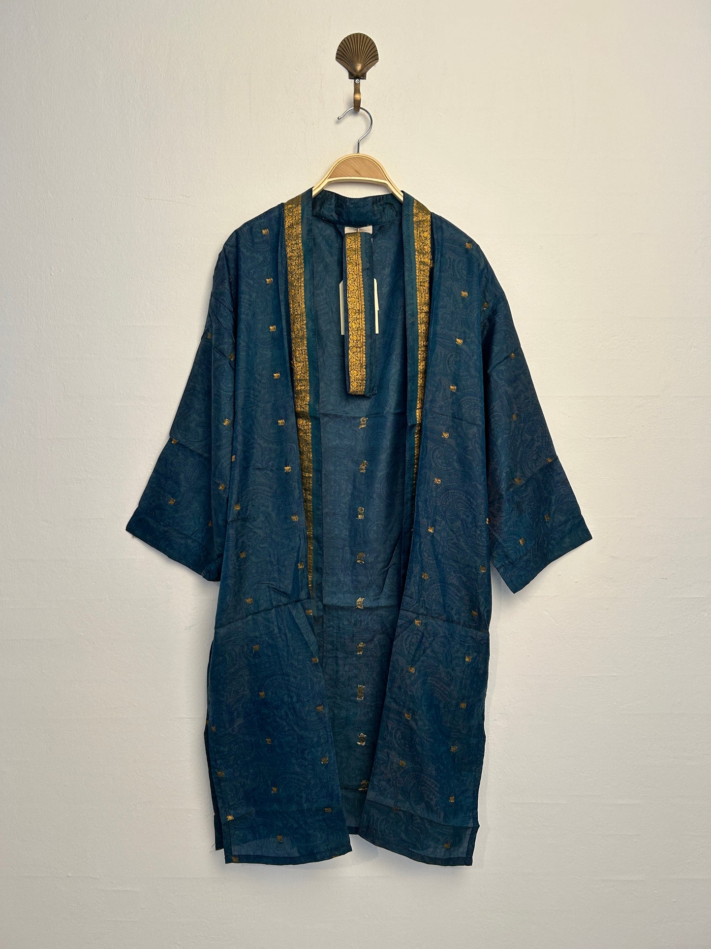 61 Kimono short