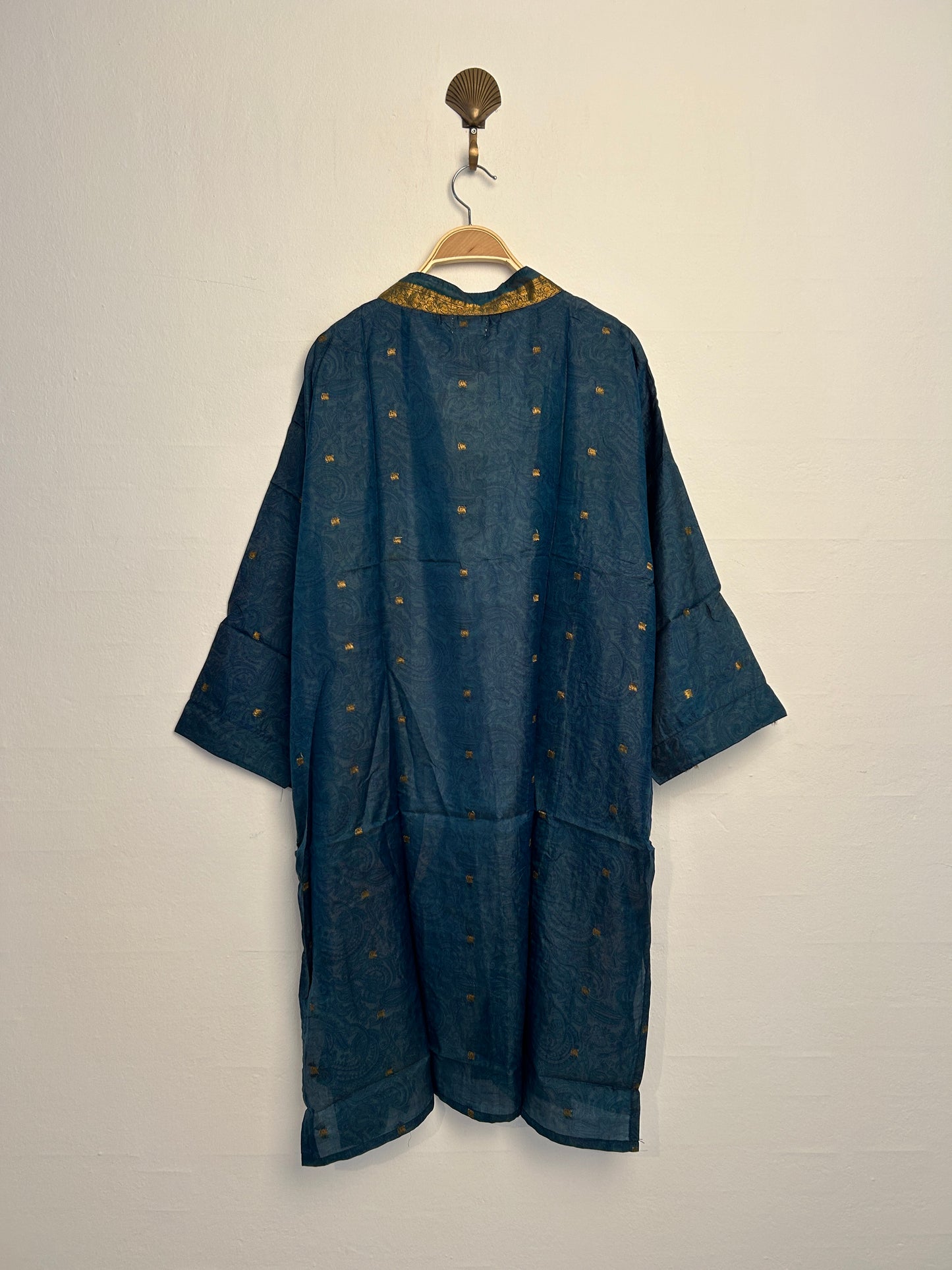 61 Kimono short