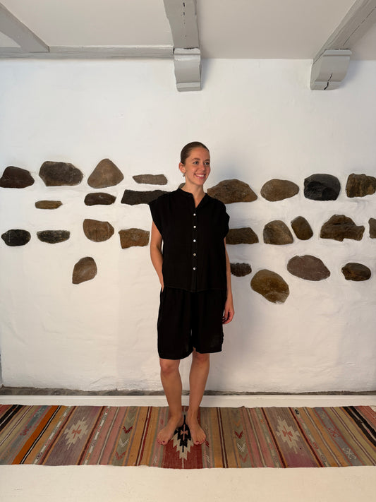 Sea shell blouse sort