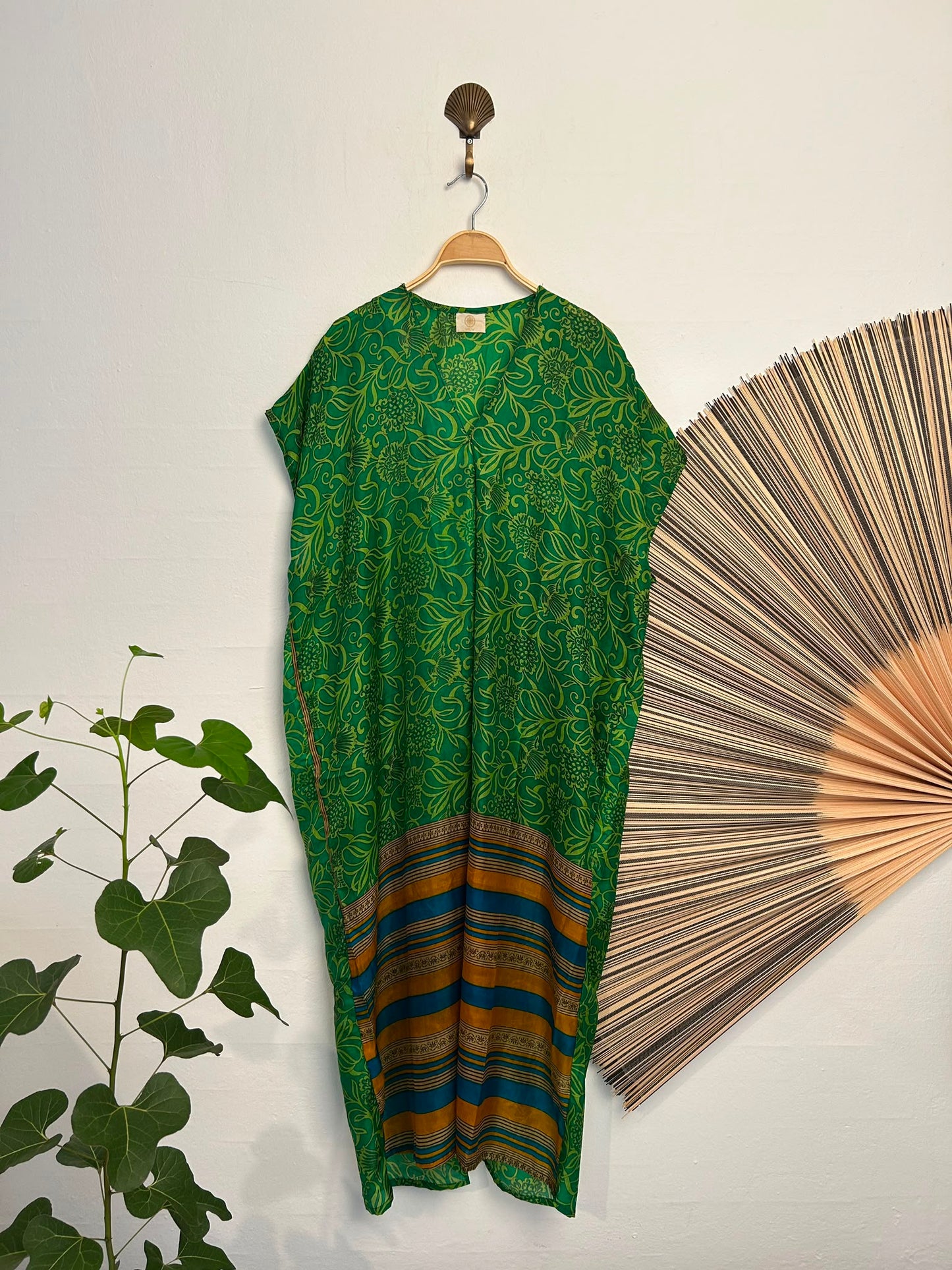 KP181 Kaftan One size