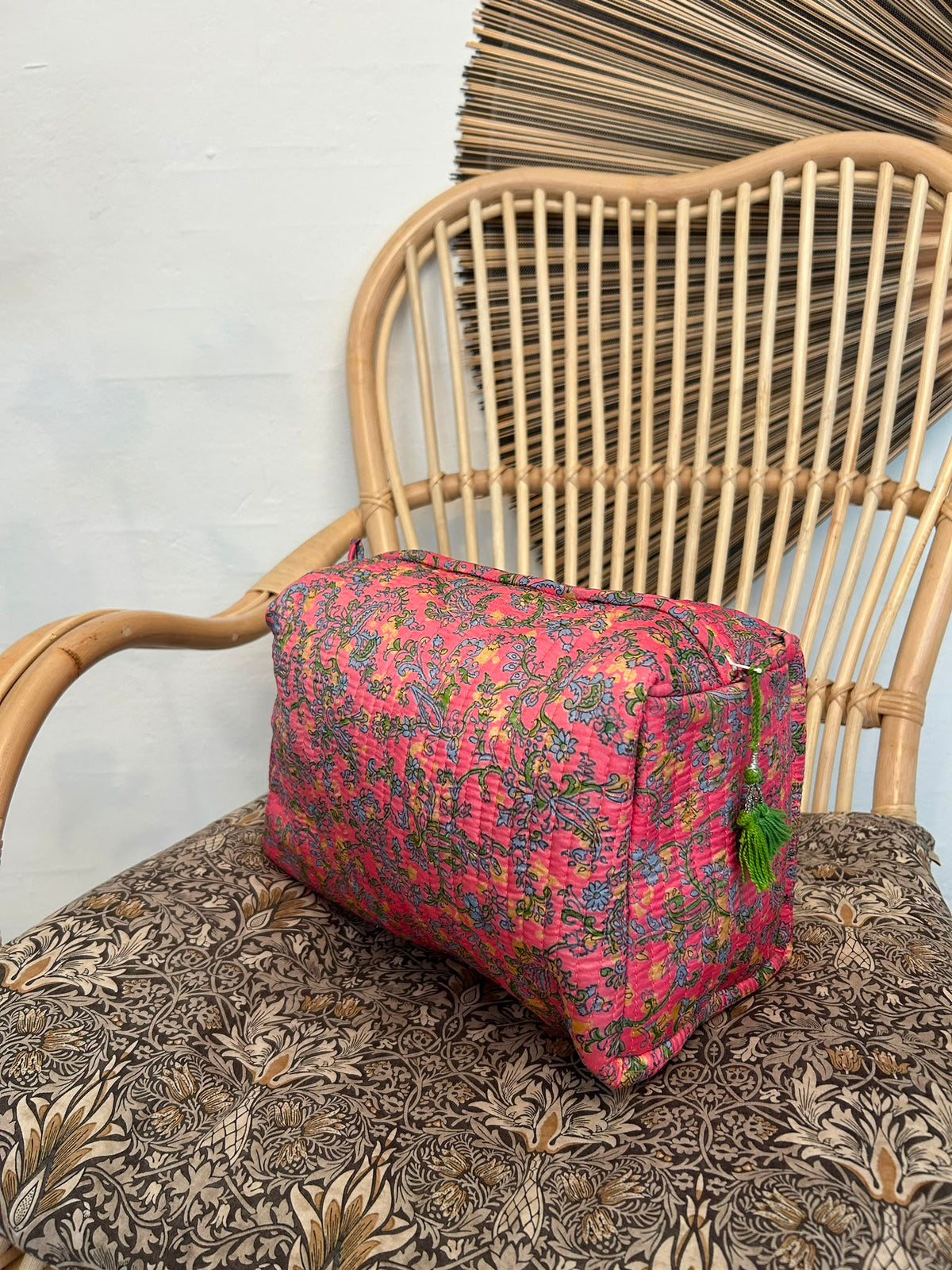 KP164 Toilet bag silk