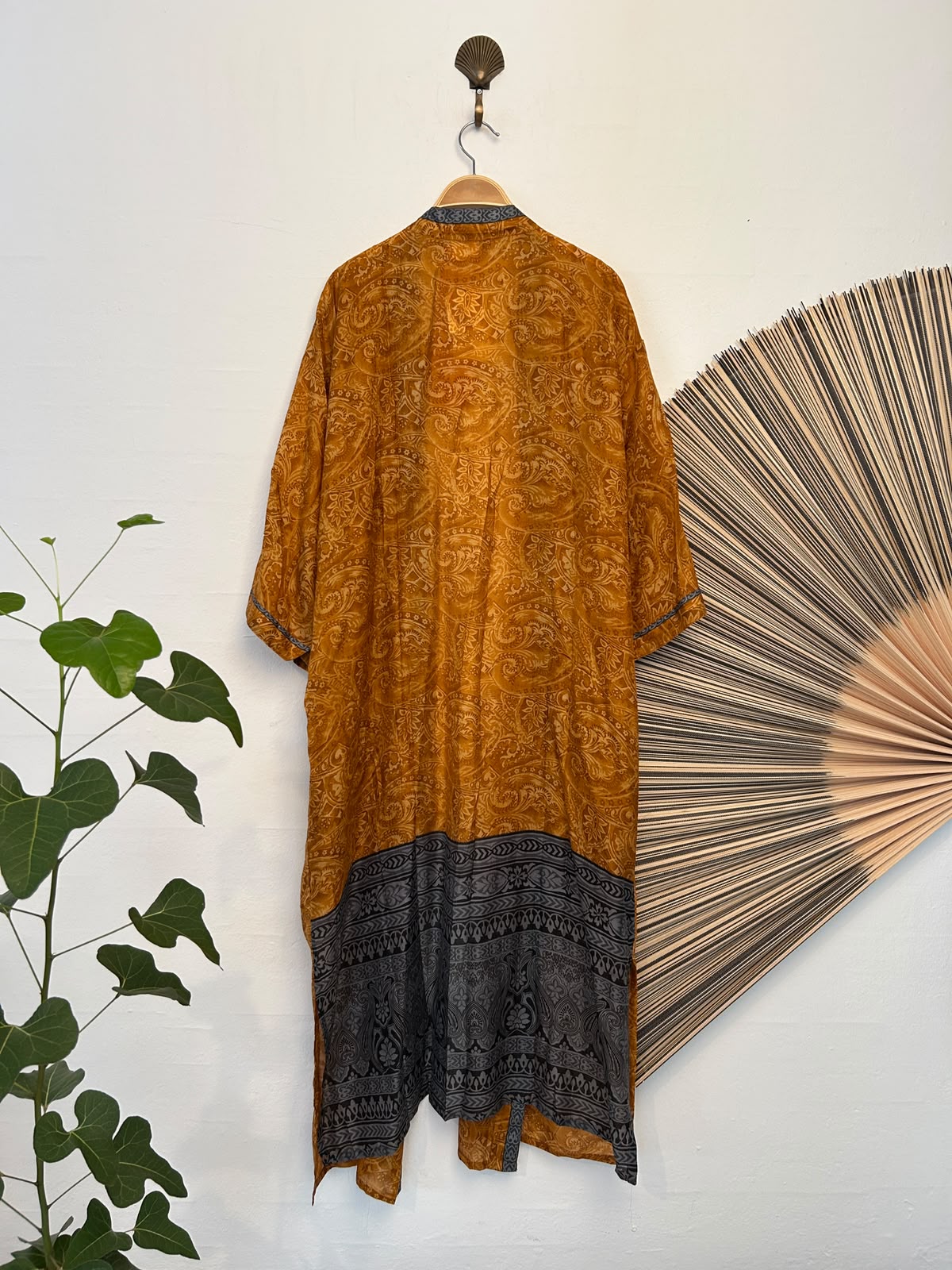 128 Kimono silk long