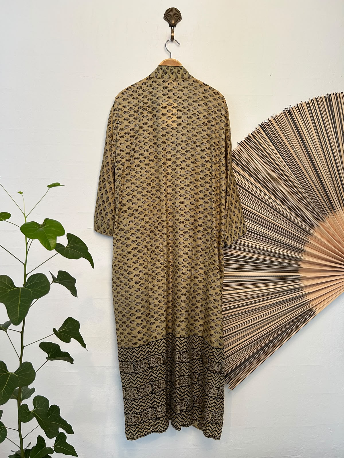 129 Kimono silk long