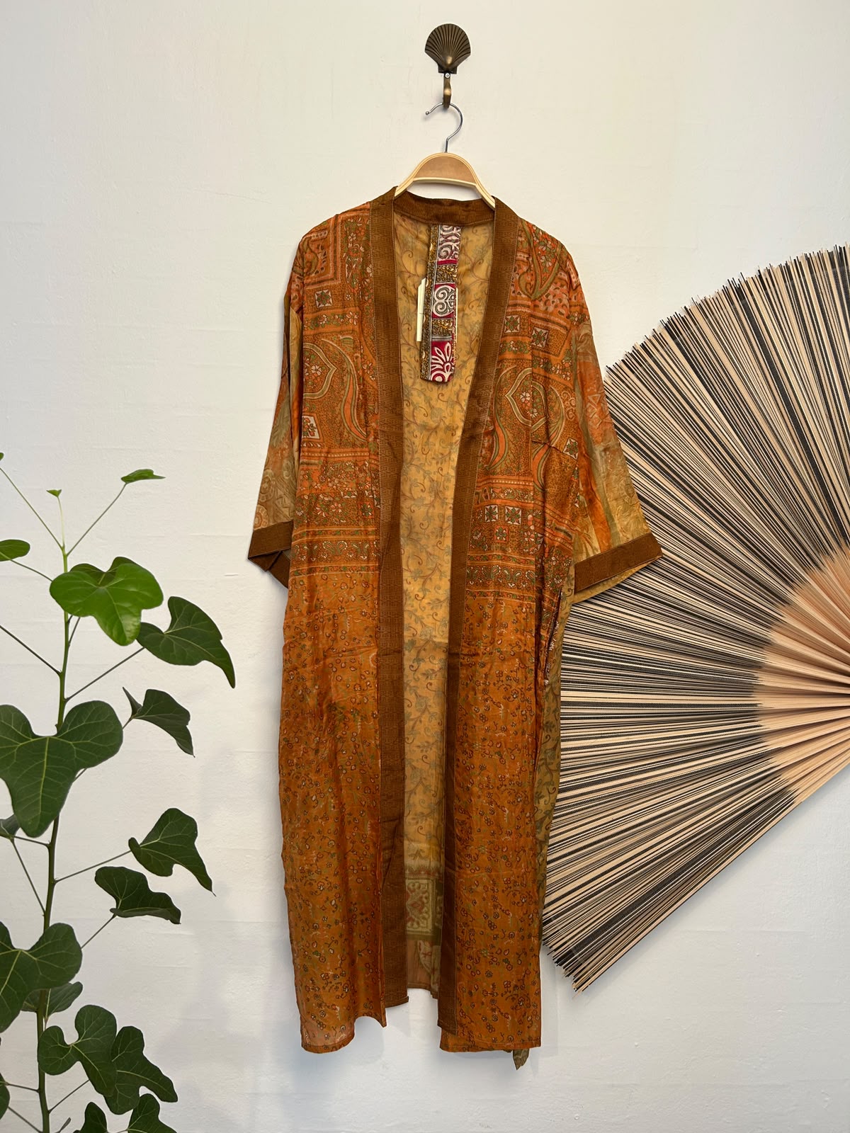 137 Kimono silk long