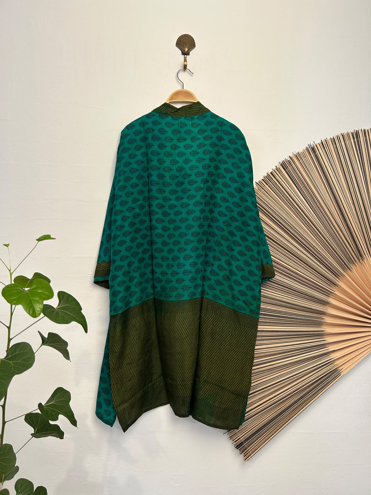 2056 Kimono silk short