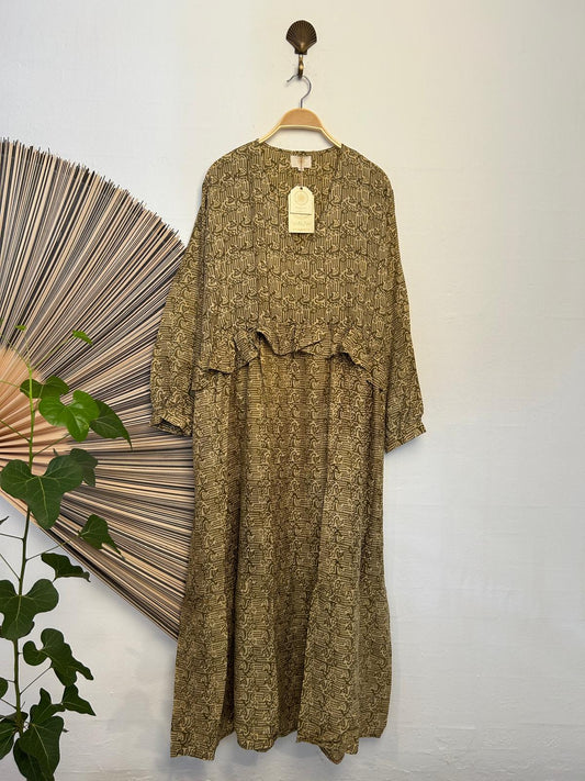 Let's Celebrate dress - L/XL 5253