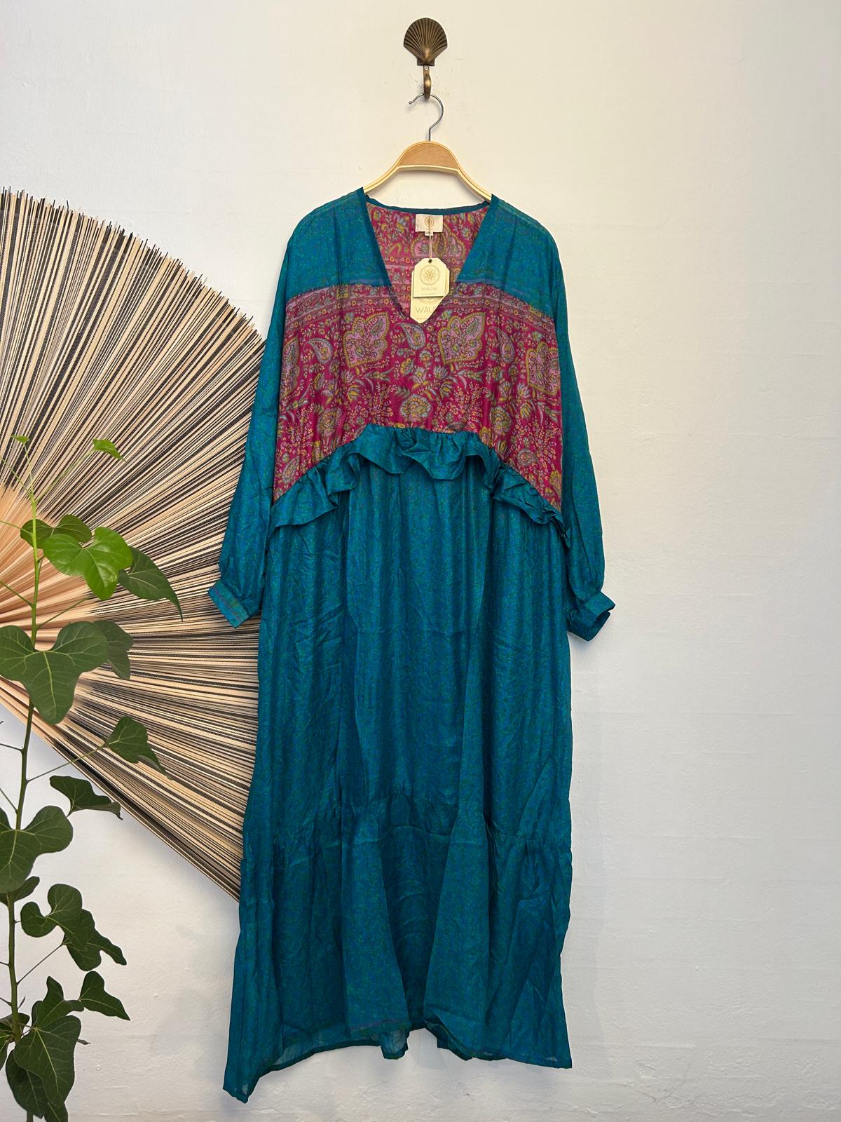 Let's Celebrate dress - L/XL 5241