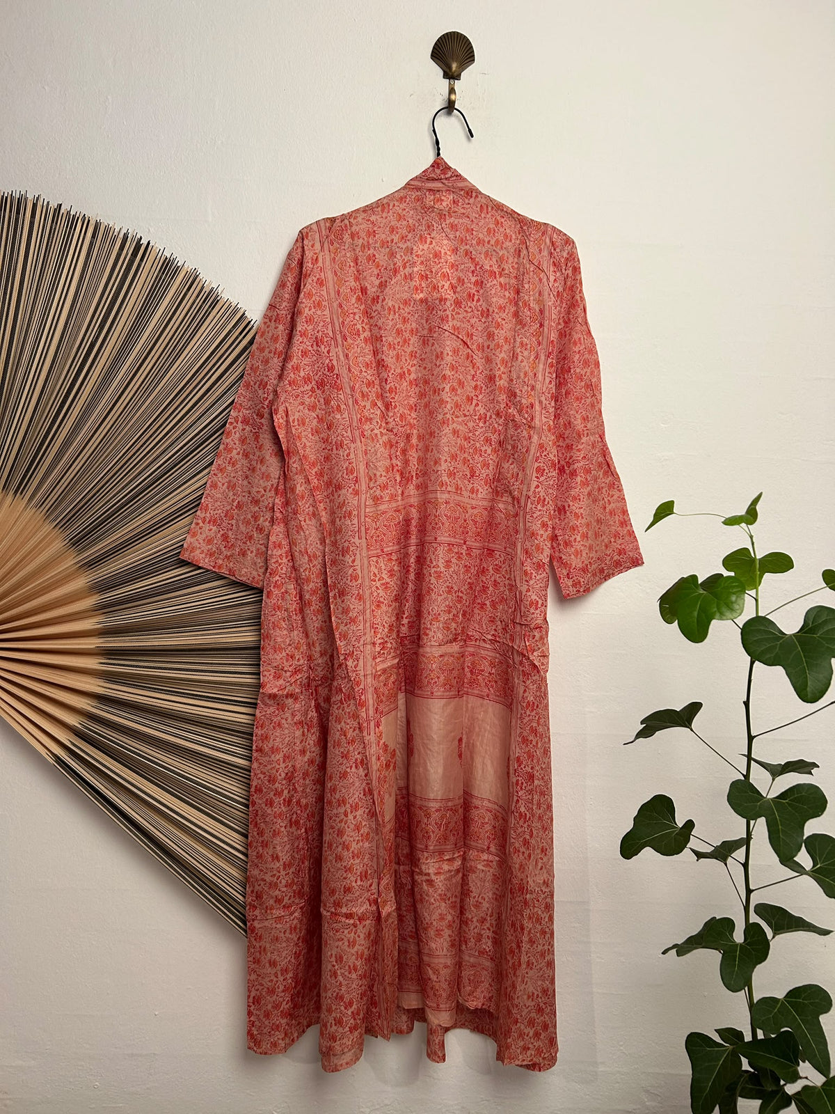 Queen Dress - L/XL 5699