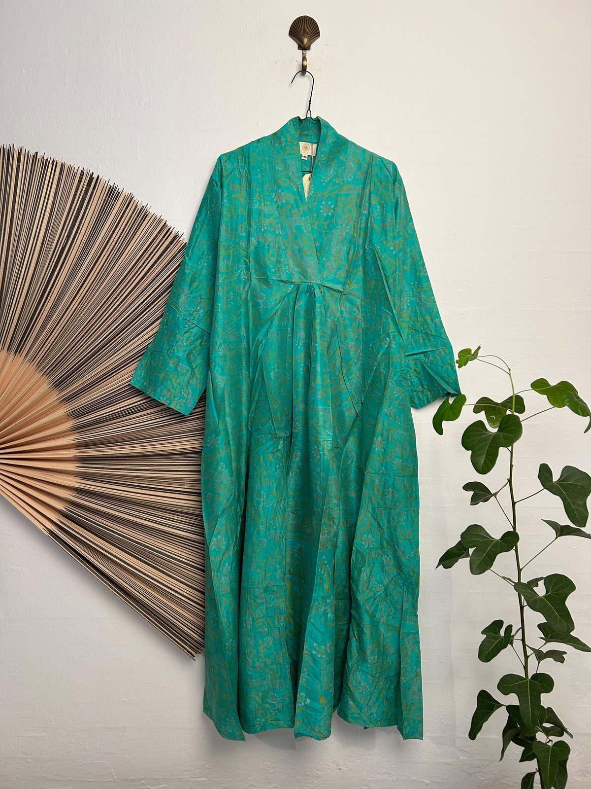 Queen Dress - L/XL 5708
