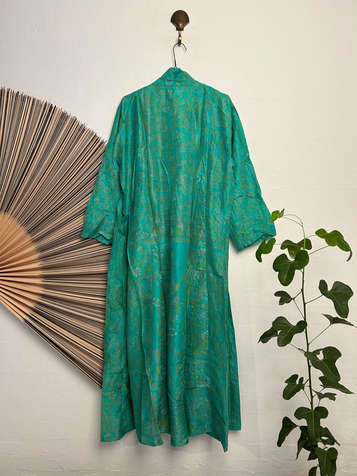 Queen Dress - L/XL 5708