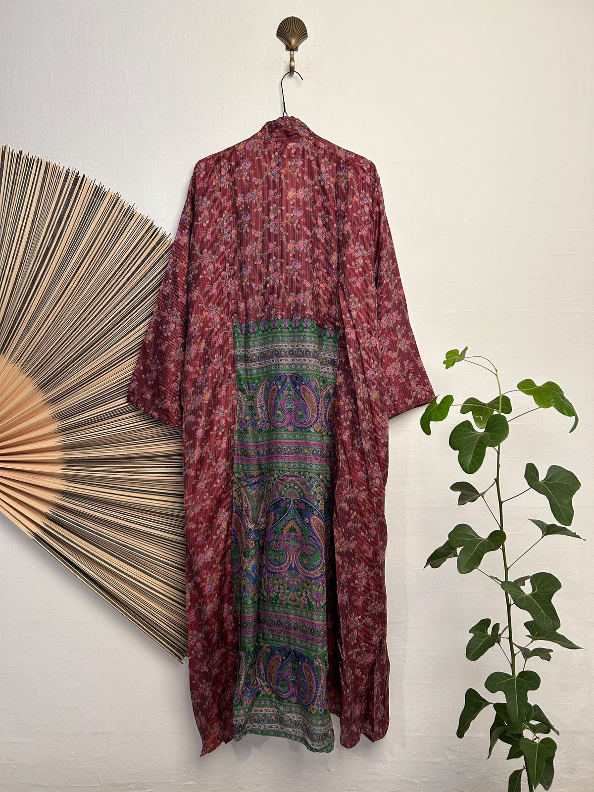 Queen Dress - L/XL 5709