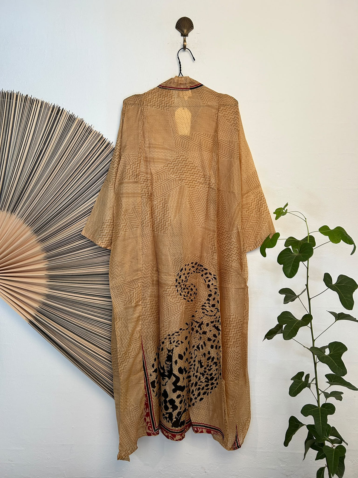 Queen Dress - L/XL 5710
