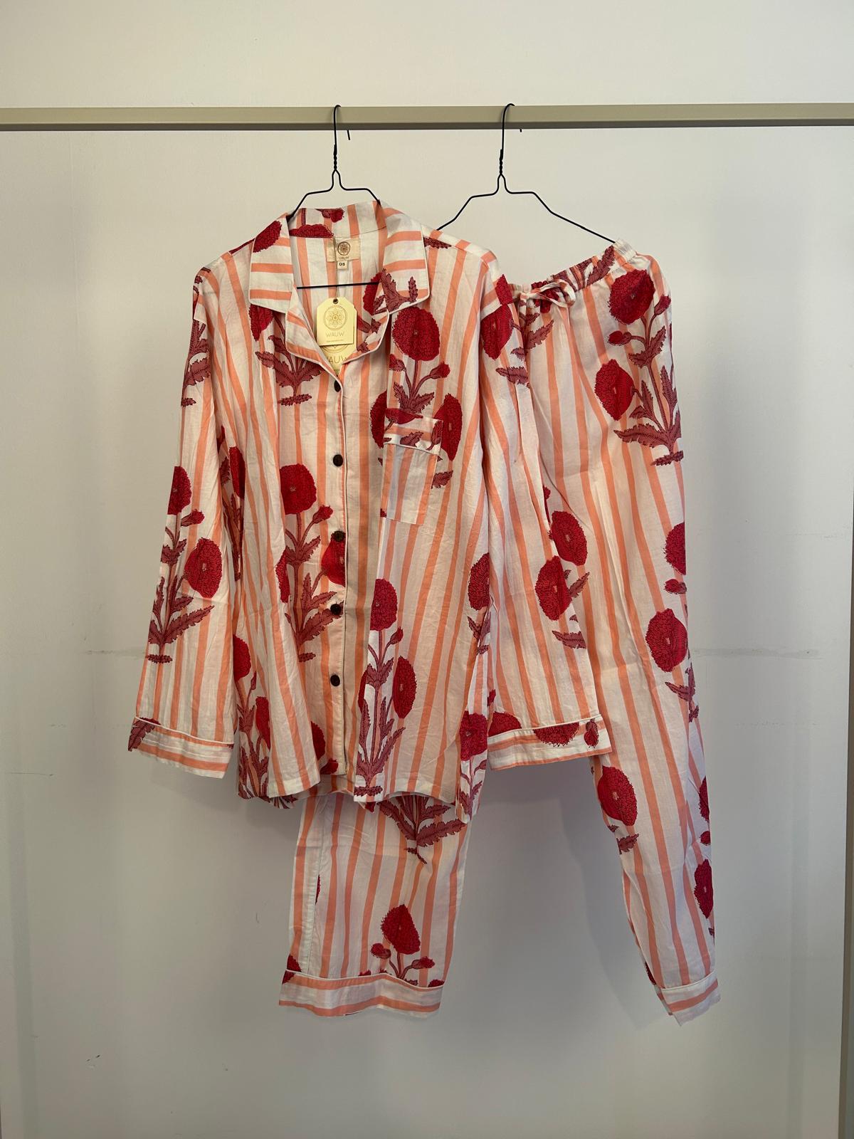 Pyjamas one size no. 5192