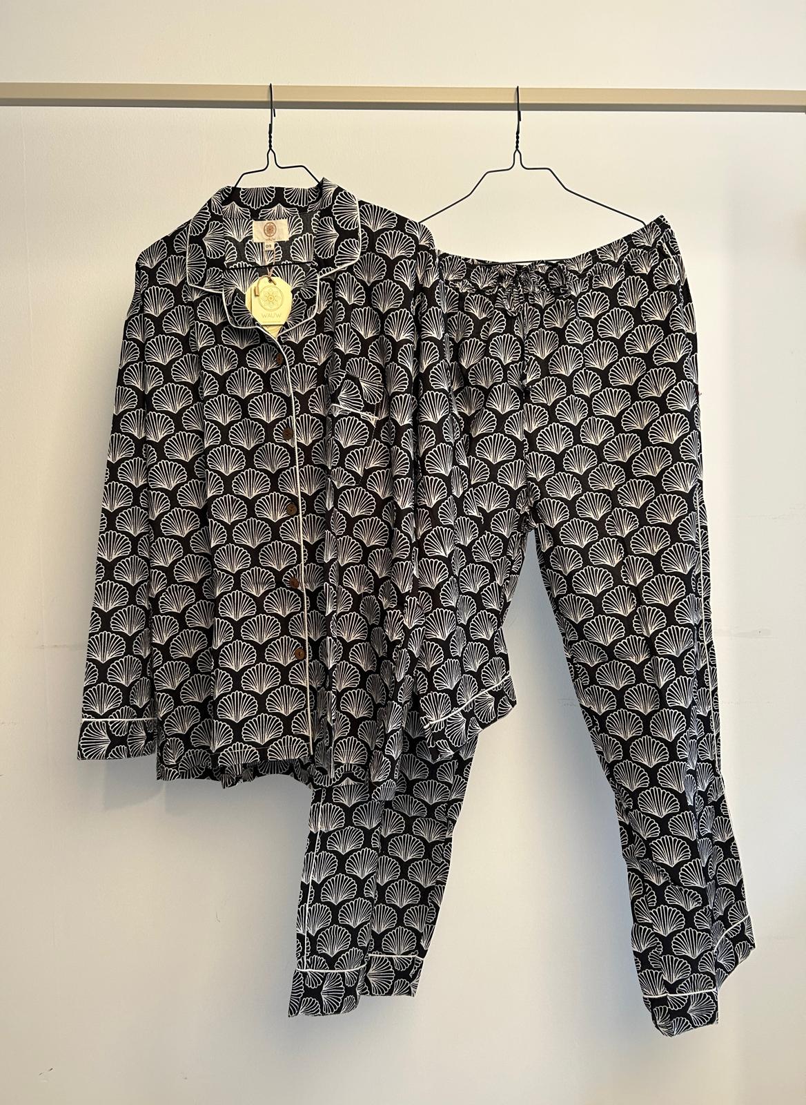 Pyjamas one size no. 5195