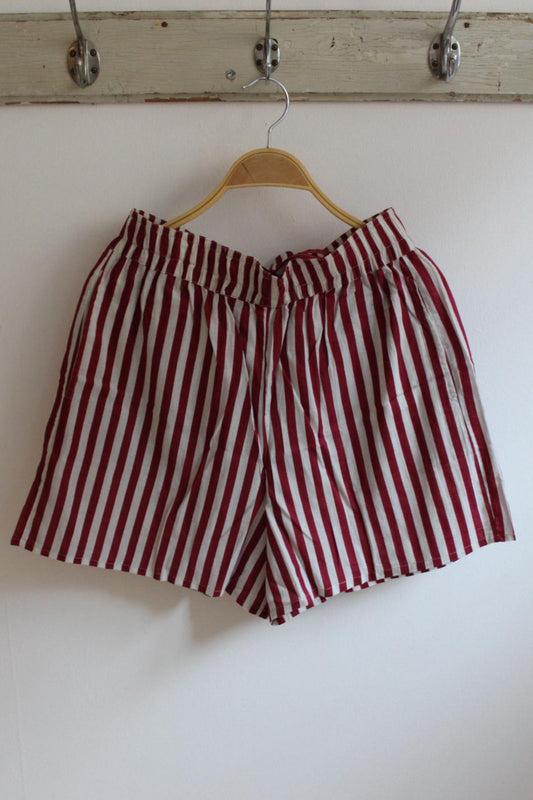 Skall Shorts - Red Stripes