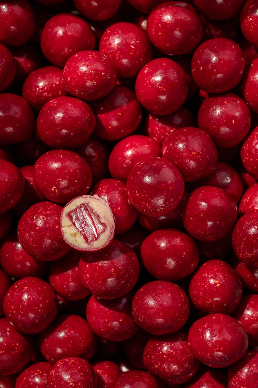 Heart Box - Chocolate coated winegum raspberry